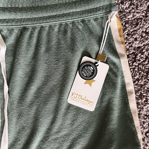 PJ salvage Gold Star Status Shorts NWT - Picture 4 of 8